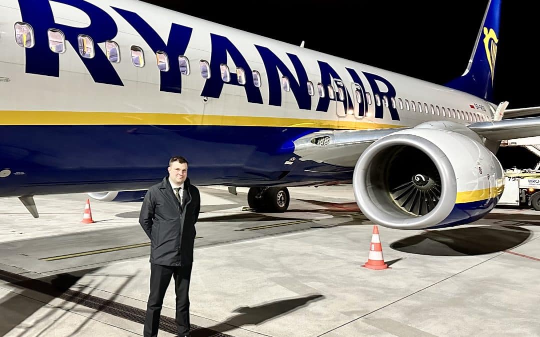 Bartolini Air CFI joins Ryanair as Direct Entry Captain